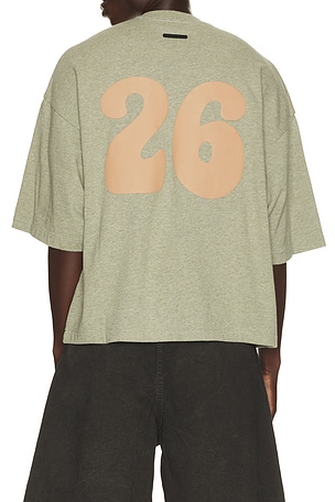 Fear of god essentials camiseta merch en color gris