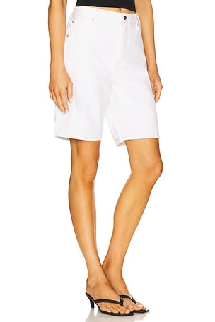 FRAME Leisure Short in White. Size 27. Also