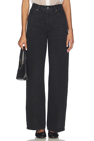 The Collegiate FRAME