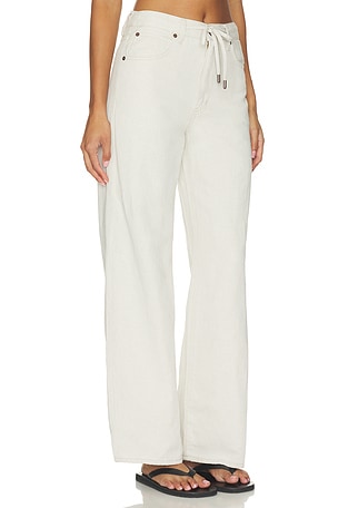 FRAME The Off Duty Drawstring Bow Jeans in Neutral