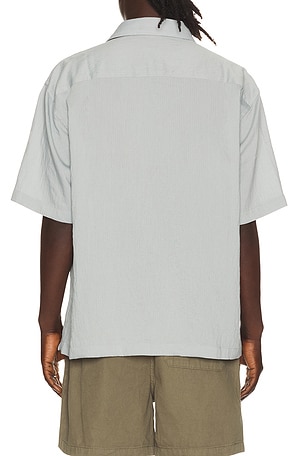 FRAME Light Weight Short Sleeve Shirt in Slate