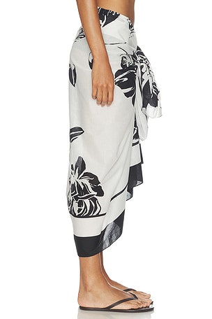 Favorite Daughter The Vintage Floral Pareo in Black & White