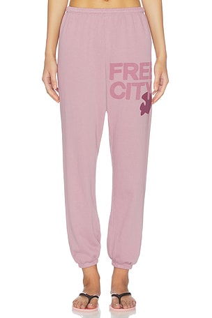Free City PANTALON SWEAT LARGE LARGE SWEATPANT en Rose Pâle 