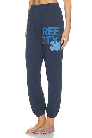 Large Sweatpant Free City
