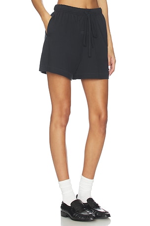 Fear of God ESSENTIALS Soccer Short en Noir