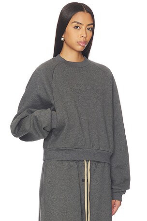 Fear of God ESSENTIALS 90's Raglan Sweatshirt in Charcoal