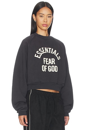 Fear of God ESSENTIALS Campus 90's Cropped Raglan Crewneck in Black