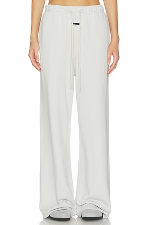 Raw Cut Lounge Fit Sweatpant Fear of God ESSENTIALS