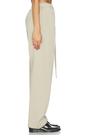 Fear of God ESSENTIALS Fleece Relaxed Sweatpant in Grey