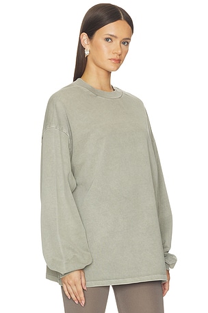 Fear of God ESSENTIALS Signature 90's Fit Long Sleeve Tee in Grey