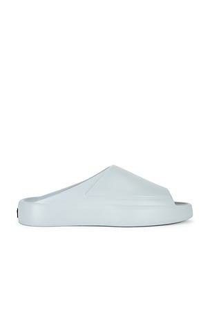 Los Feliz Slide Fear of God ESSENTIALS