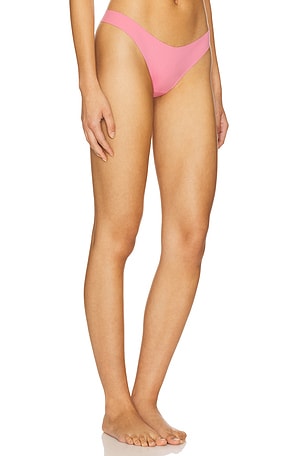 fleur du mal Le Stretch Thong in Pink. Size 5. Also