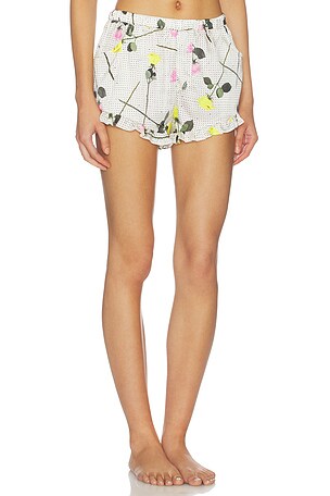 fleur du mal Ruffle Shorts in Cream