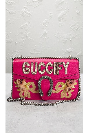 FWRD Renew Gucci Guccify Dionysus Shoulder Bag in Fuchsia