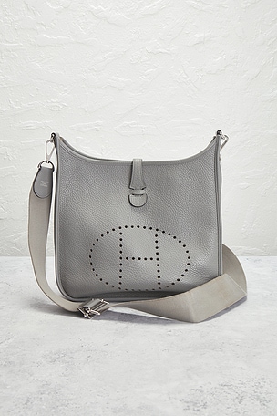 FWRD Renew SAC PORTÉ ÉPAULE HERMES en Gris