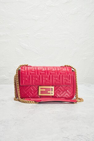 FWRD Renew Fendi Baguette Chain Midi Shoulder Bag in Red