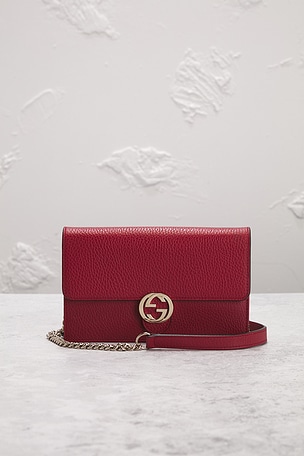 FWRD Renew Gucci Interlocking G Wallet On Chain in Red