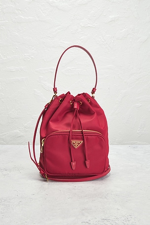 Fwrd renew bolso hombro prada en color rojo