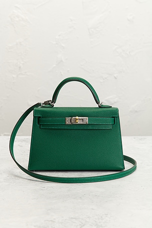 FWRD Renew Hermes Epsom Kelly 20 Handbag in Green