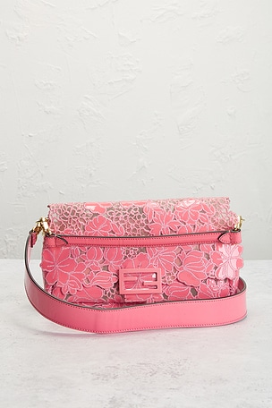 Fwrd renew bolso fendi en color rosado
