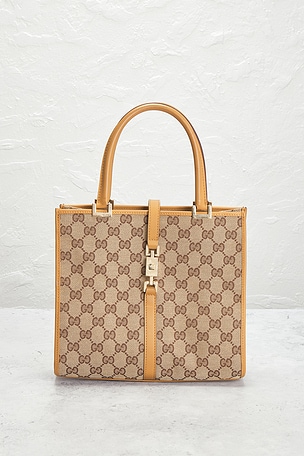 Fwrd renew bolso gucci en color Beige