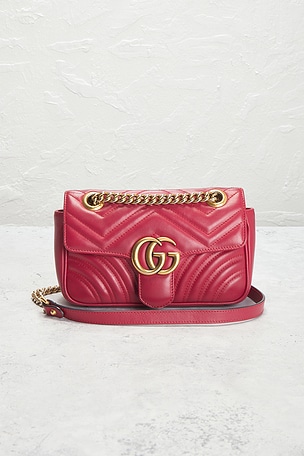 FWRD Renew Gucci GG Marmont Shoulder Bag in Red