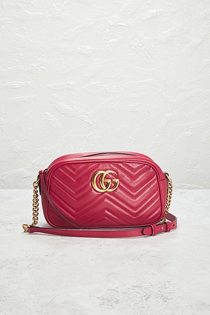 FWRD Renew Gucci GG Marmont Shoulder Bag in Red