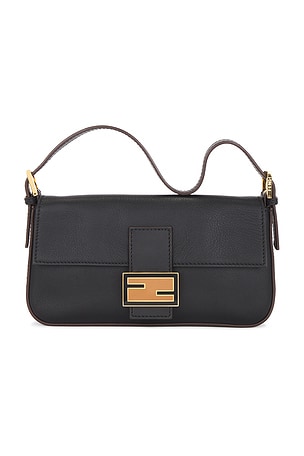 FENDI ショルダーバッグ FWRD Renew
