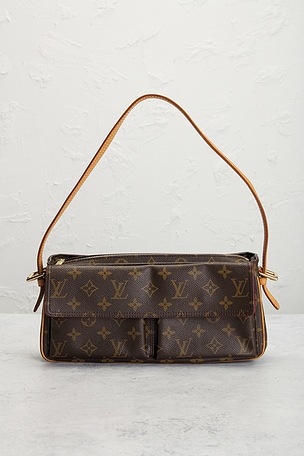 Fwrd renew bolso hombro louis vuitton en color marrón