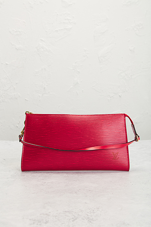FWRD Renew Louis Vuitton Epi Pochette Accessoires 24 Shoulder Bag in Red