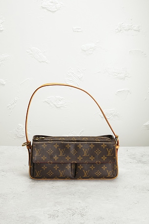 Fwrd renew bolso hombro louis vuitton en color marrón