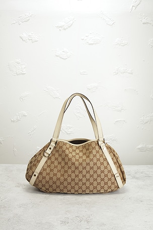 FWRD Renew Gucci Abbey Shoulder Bag in Beige
