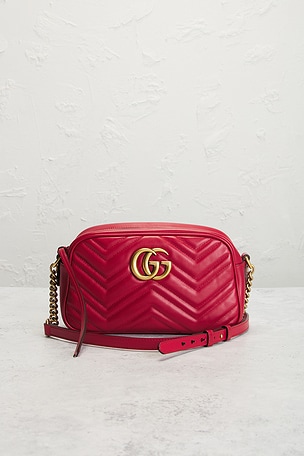 FWRD Renew Gucci GG Marmont Shoulder Bag in Red