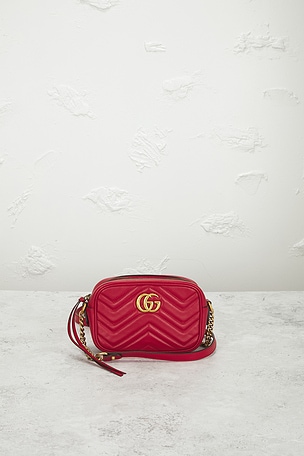 FWRD Renew Gucci GG Marmont Shoulder Bag in Red