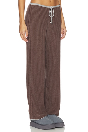 Frankies Bikinis Lochlin Knit Pant in Brown. Size XS. Also