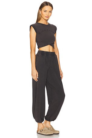 Free People x FP Movement Hot Shot Cross Over Set in Charcoal