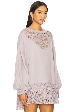 Free People x REVOLVE Belle Sweatshirt in Lavender