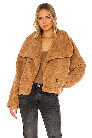 CHAQUETA DE TEJIDO ESTILO OSITO DE PELUCHE IZZY Free People