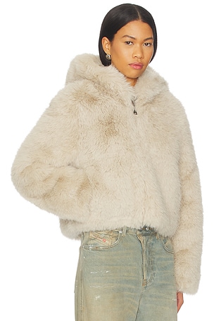 Free People BLOUSON IMITATION FOURRURE LOUDER PLEASE en Ivoire