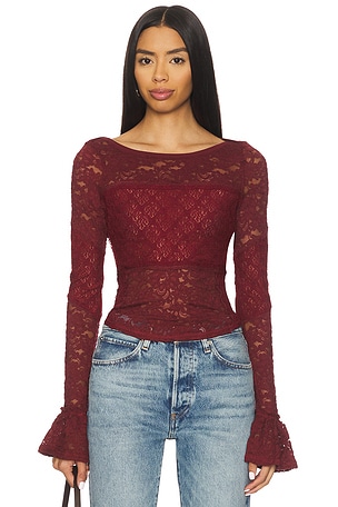 MANGA LONGA COM CAMADAS DE RENDA Free People