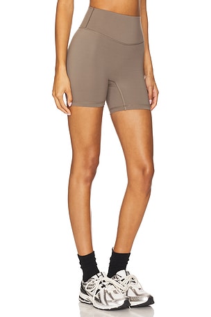 FORM 5 Core Shorts in Tan