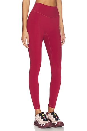 FORM Core Leggings in Burgundy