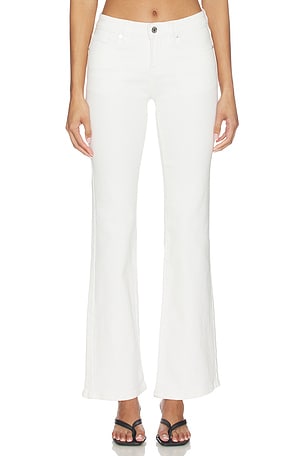 Good American Low Boot Jeans in White