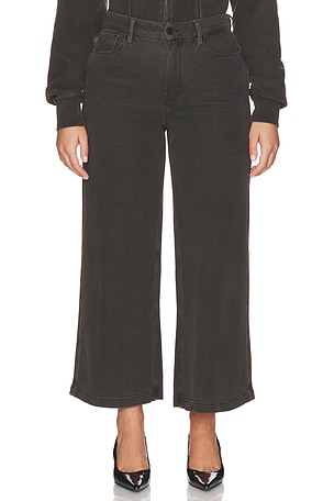 Good American Jeanius Cropped Good Skate in Charcoal