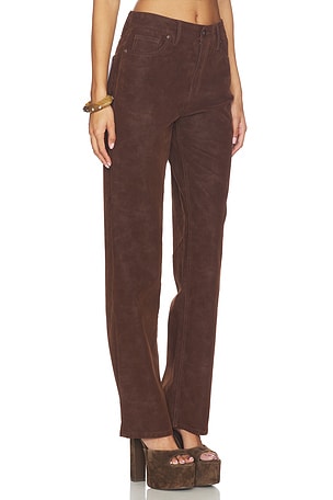 Good American Better Than Suede Good True Straight Pants in Chocolate. Size 8. Also