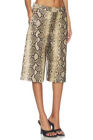 Gestuz Allis Mid Waist Snake Shorts in Black,Beige