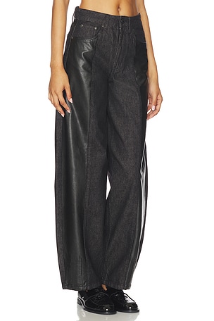 Gestuz Junia High Waisted Barrel Jeans in Black