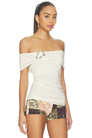 Gestuz top descubierto laily en color crema