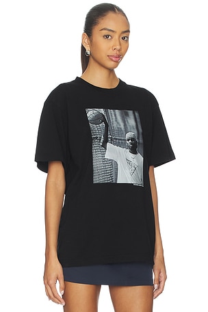 Guess Jeans x Allen Iverson Tee in Black. Size S. Also