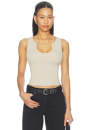 Deep U-neck Tank GRLFRND